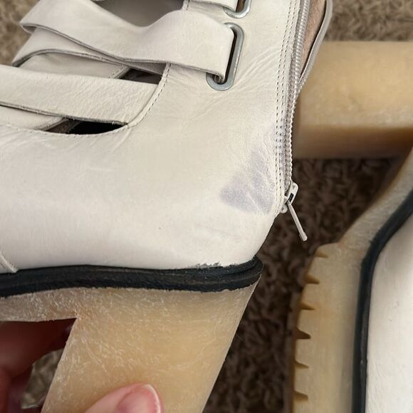 FREE PEOPLE | Jesse Cutout Leather Boot In White | 39.5 - Picture 6 of 6